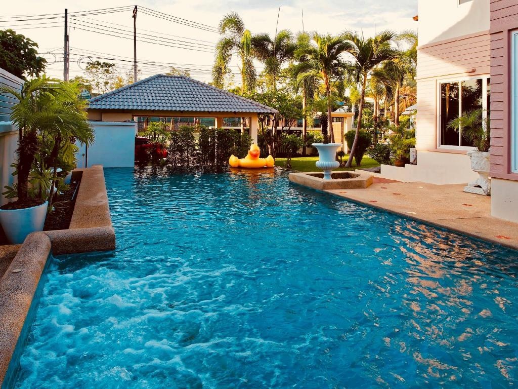 FARAH HOUSE By THE SIGNATURE VILLAfacilitiesPrivate Pool7