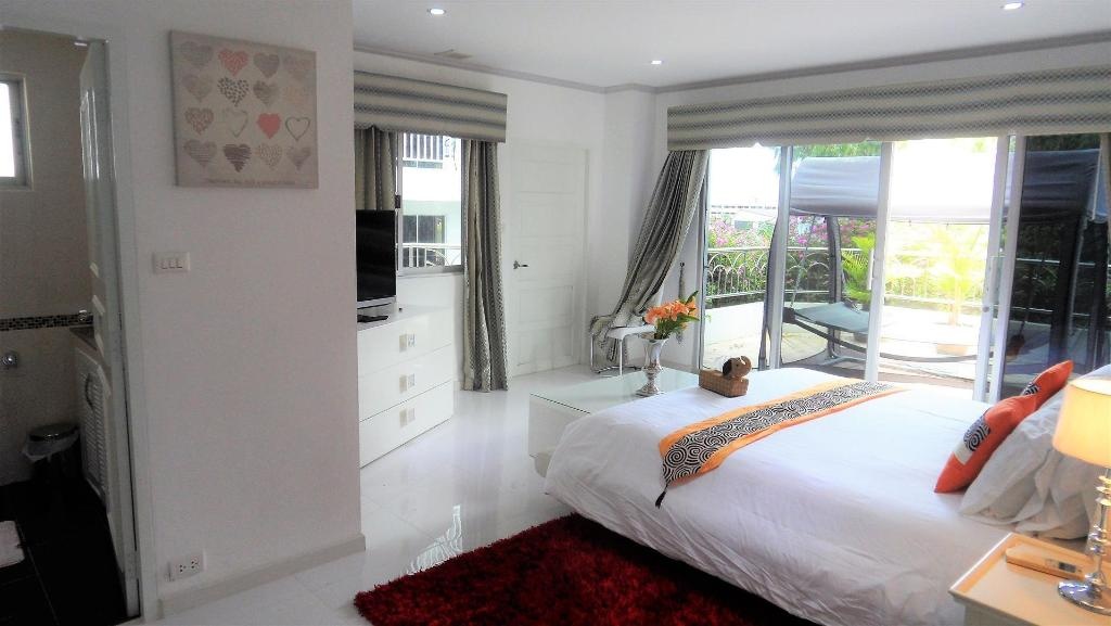 Deluxe 2 BR Nordic Terrace Condo 173 Sqm WiFifacilitiesBedroom2