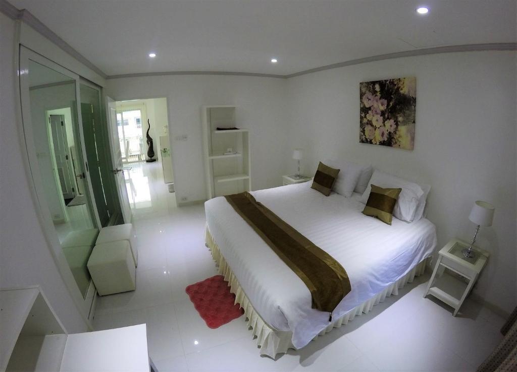 Deluxe 2 BR Nordic Terrace Condo 173 Sqm WiFifacilitiesBedroom9