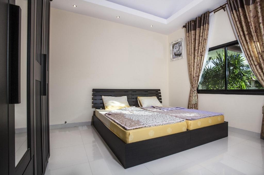 Villa Laima 3 Bedroom Pool VillafacilitiesBedroom14