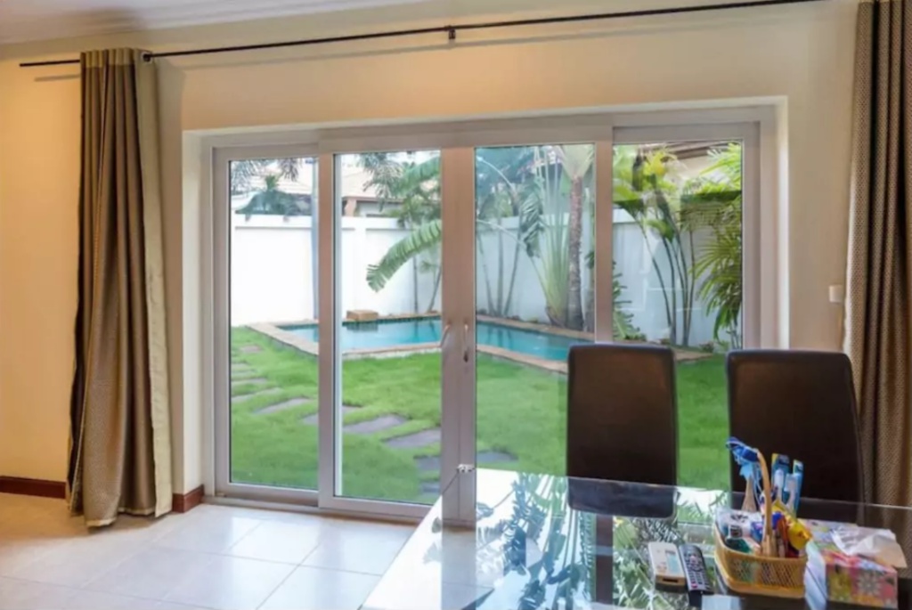 Luxury Pool Villa Private Beach In PattayapropertyviewsInterior View6