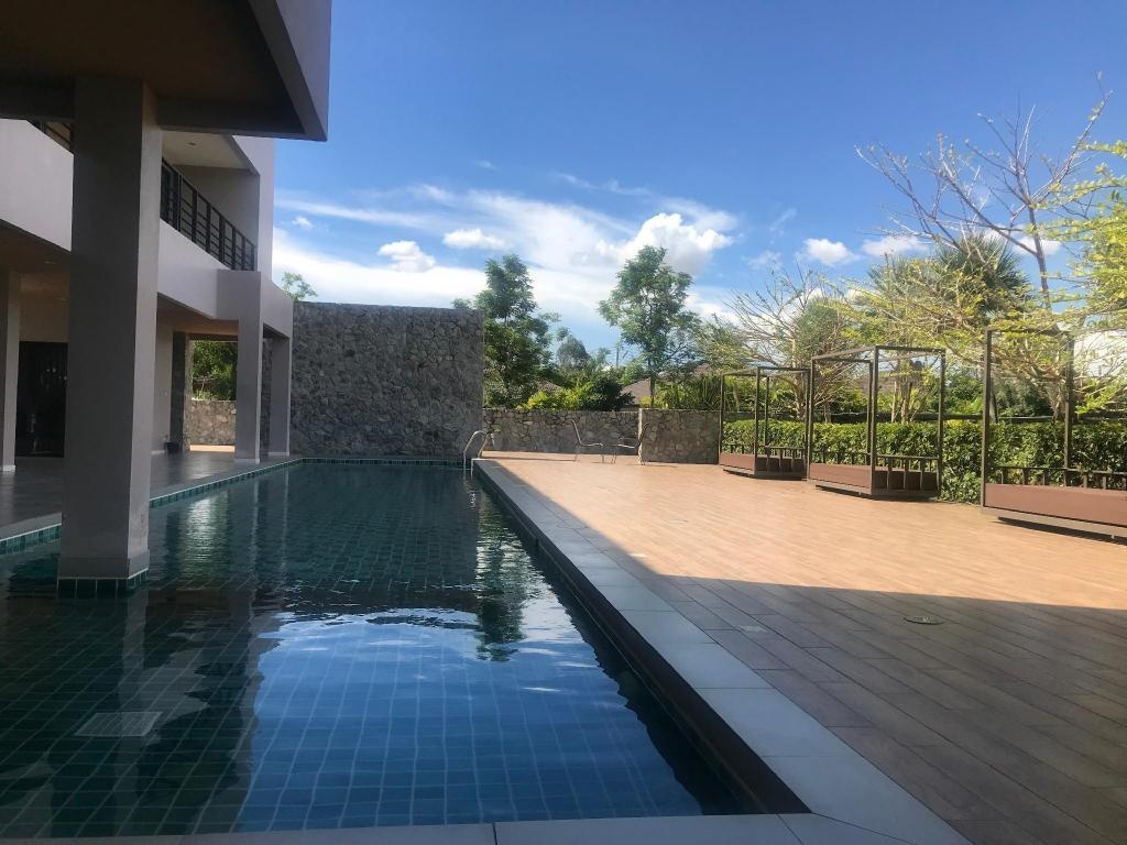 Luxury Swimming Pool Villa In PattayafacilitiesSwimming Pool Outdoor11