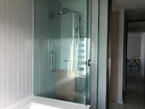 21Front Row Beach Lux X Veranda Residence PattayafacilitiesBathroom17