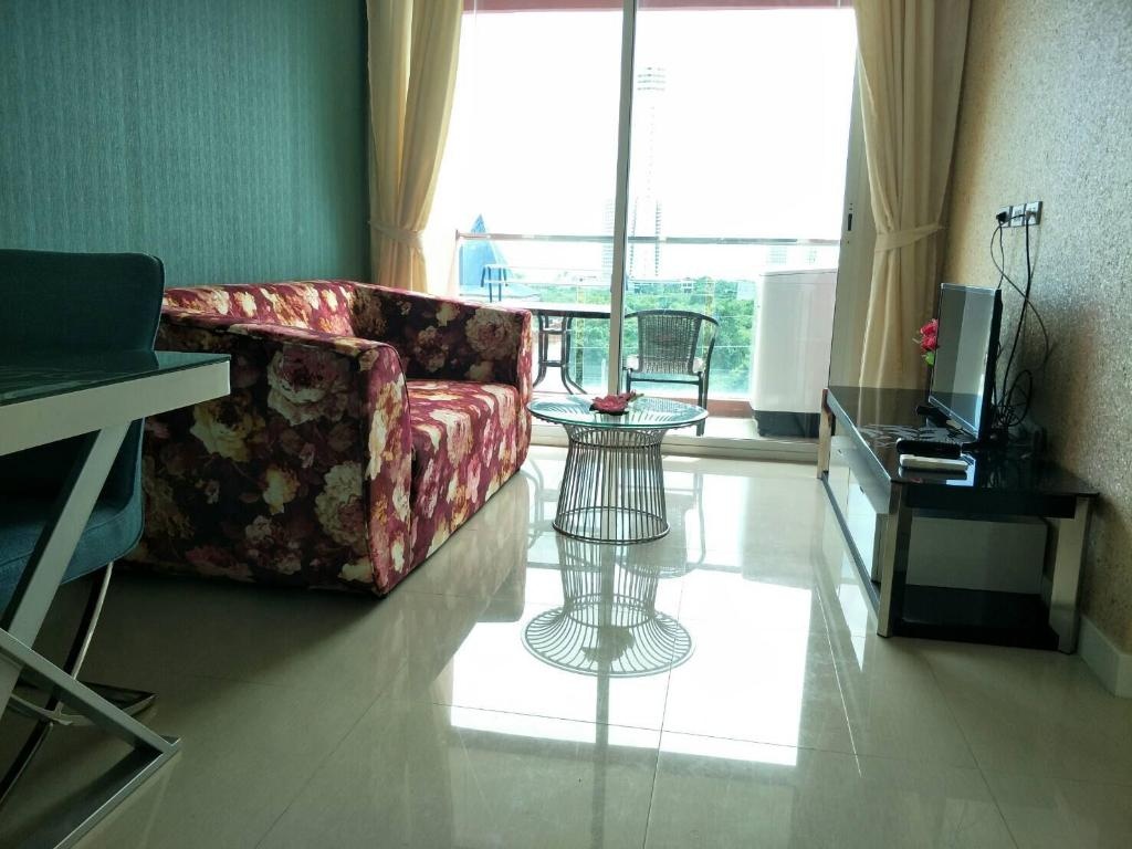 Grandecaribbean Condo Resort Pattayaroomsrooms Image 11