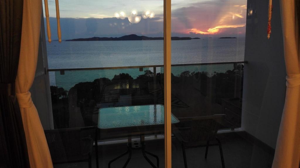 Stunning Luxury And Unique Full Seaview ApartmentfacilitiesBalconyterrace14