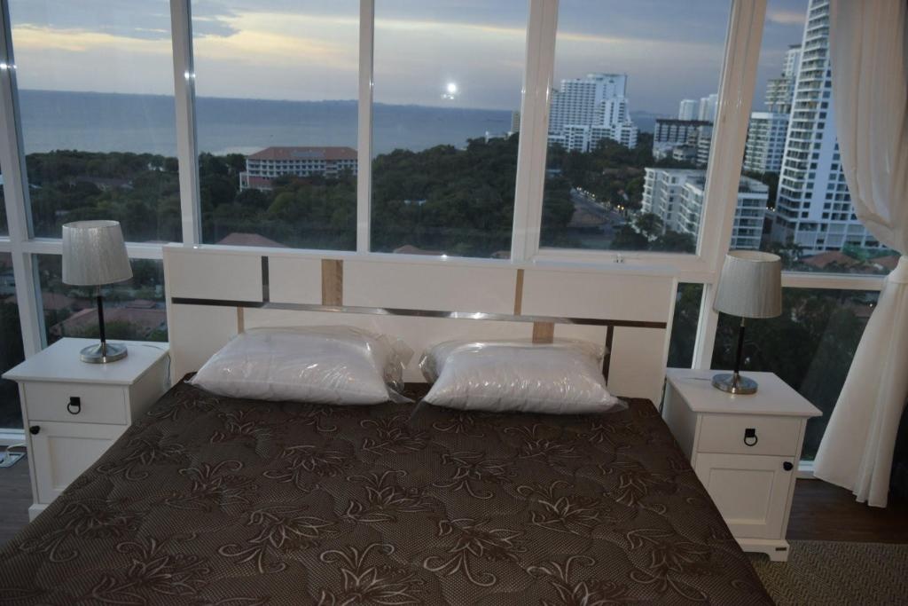 Stunning Luxury And Unique Full Seaview ApartmentfacilitiesBedroom1