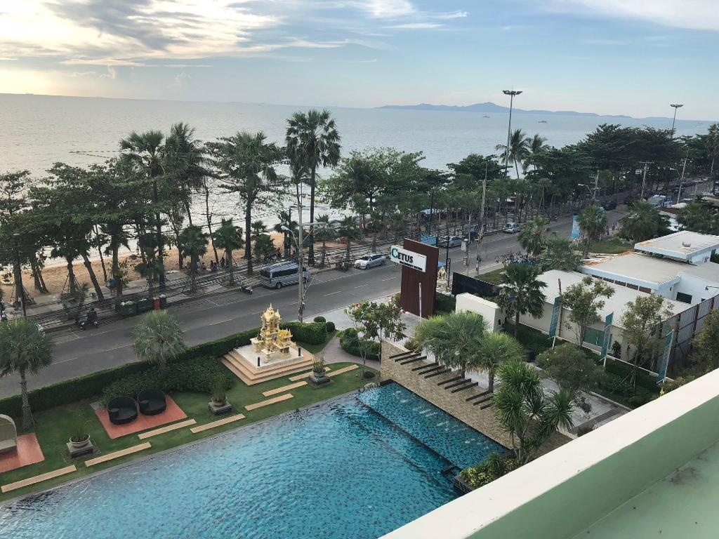 Cetus BeachfrontfacilitiesSwimming Pool3