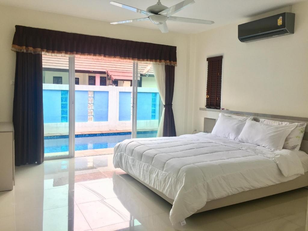 M Tropical VillafacilitiesBedroom2