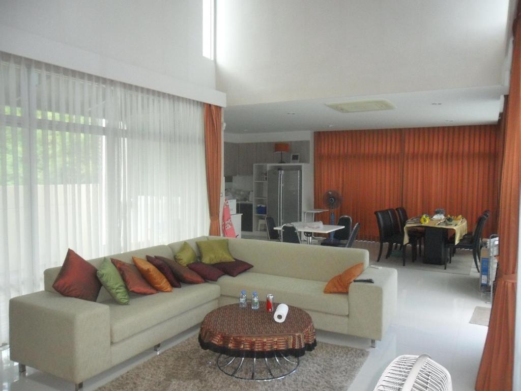 Luxury Pool Villaroomsrooms Image 11