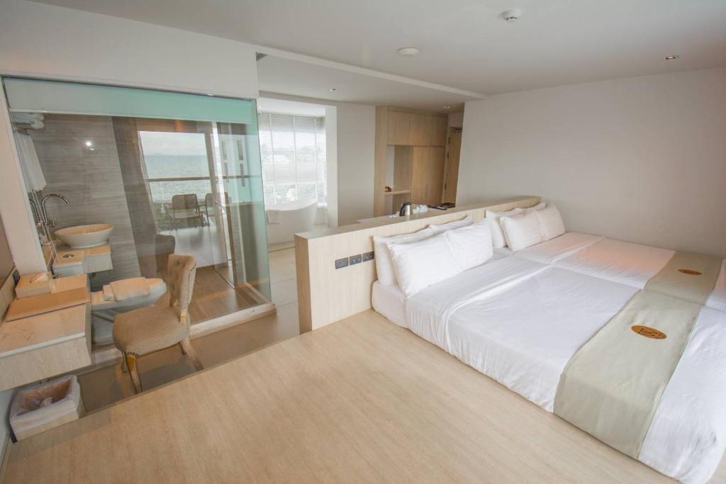 Worita Cove Hotelroomsrooms Image 2121