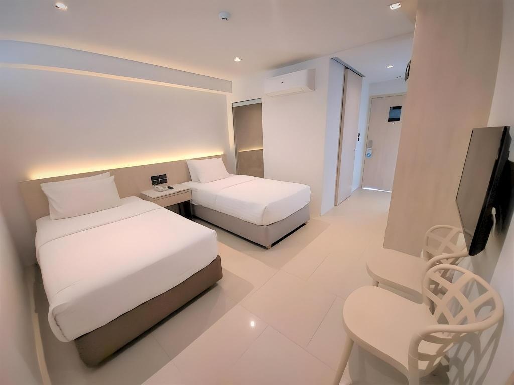 Worita Cove Hotelroomsrooms Image 2525