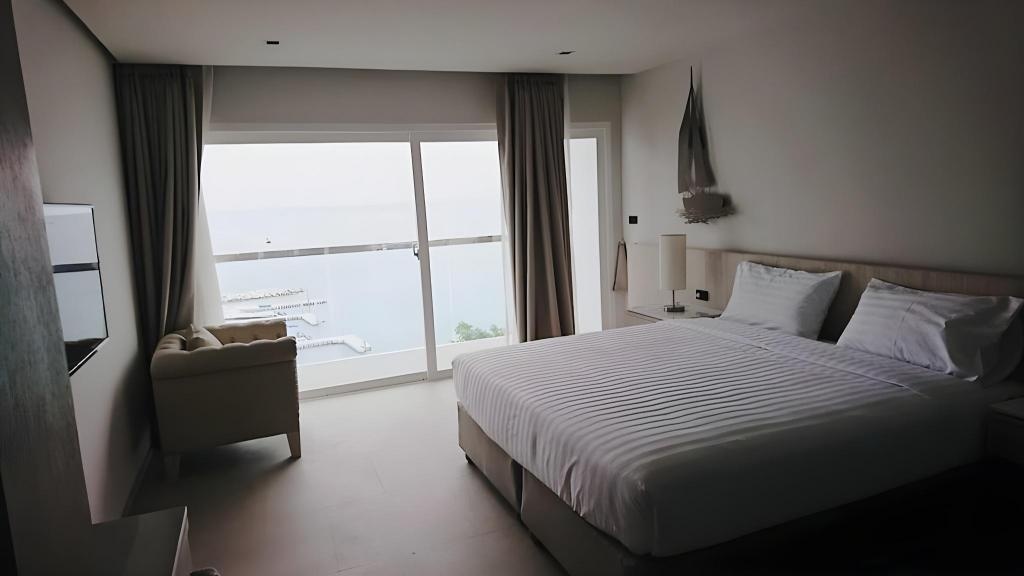 Worita Cove Hotelroomsrooms Image 3434