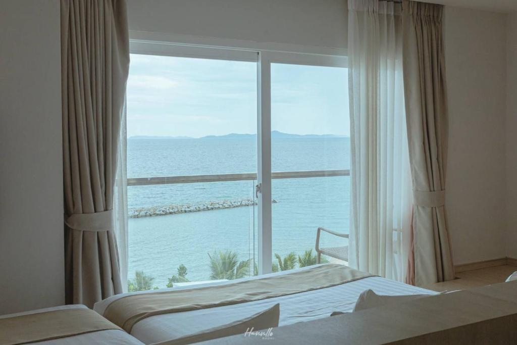 Worita Cove Hotelroomsrooms Image 3838
