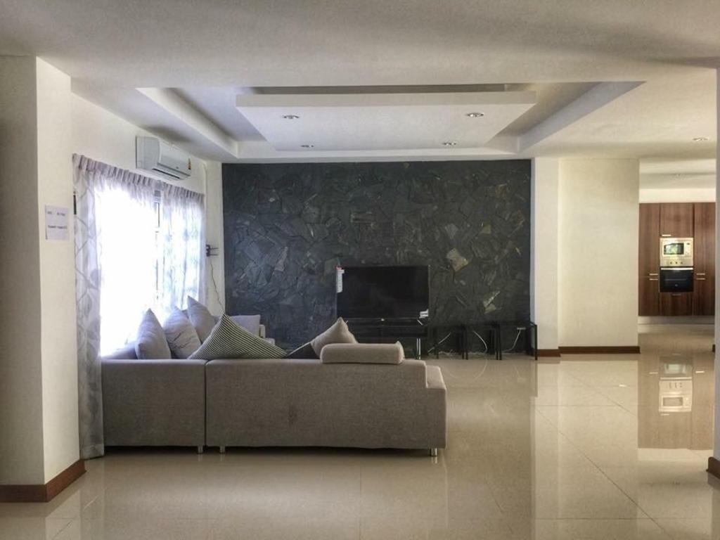 POOL VILLA M1propertyviewspropertyviews Image 22