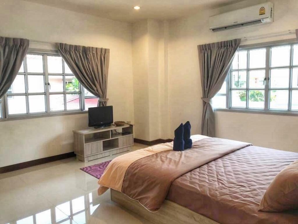 POOL VILLA M1roomsrooms Image 11