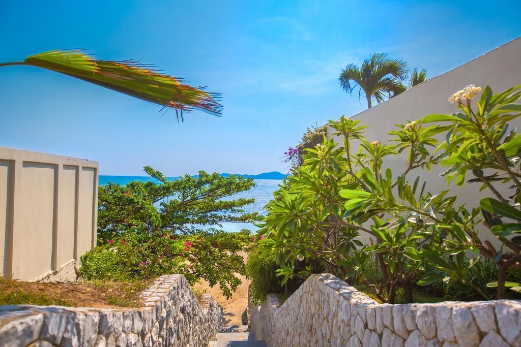 98 The Beach Villa FacilitiesPrivate Beach 12