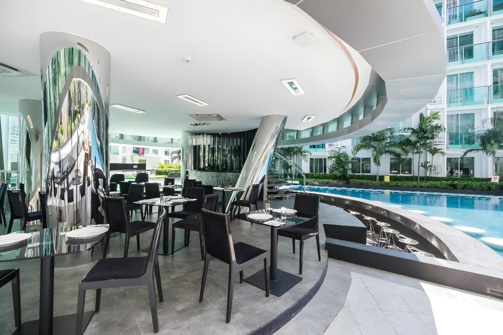Luxury One Bedroom City Center Residence PattayafacilitiesBarlounge14