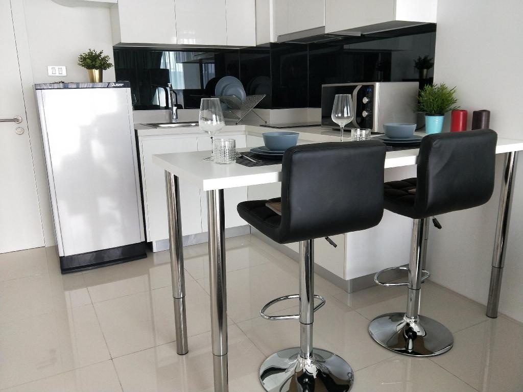 Luxury One Bedroom City Center Residence PattayafacilitiesKitchen38
