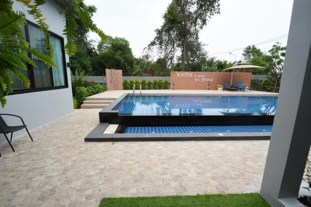 Penny Farthing Private Pool VillafacilitiesSwimming Pool Outdoor6