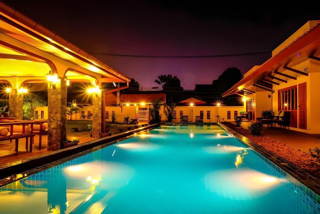 Marigold Resort 7BR W Large Pool GardenfacilitiesSwimming Pool Outdoor9