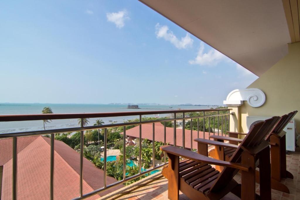 Bella Villa CabanafacilitiesBalconyterrace13