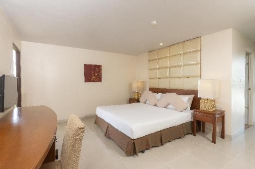 Bella Villa CabanaroomsFamily Room Garden View Bed54