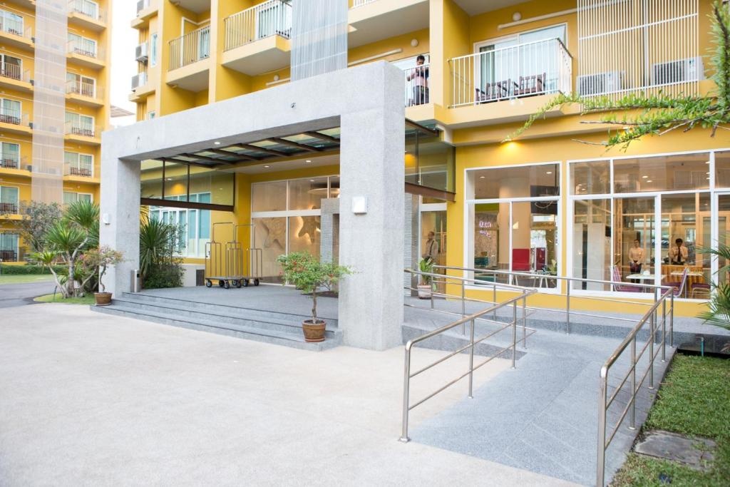 Grand Bella HotelpropertyviewsEntrance25