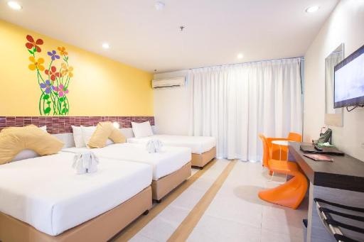 Grand Bella HotelroomsDeluxe Triple Rooms5