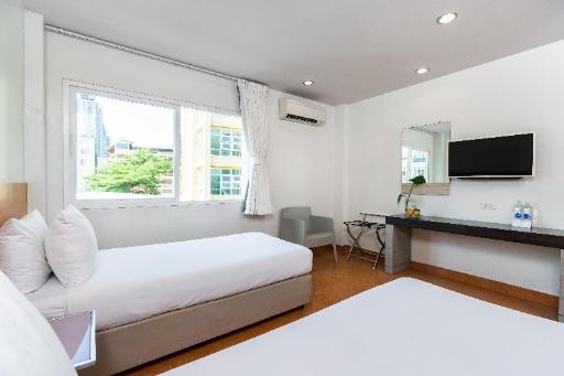 Grand Bella HotelroomsStandard Twin Room View17