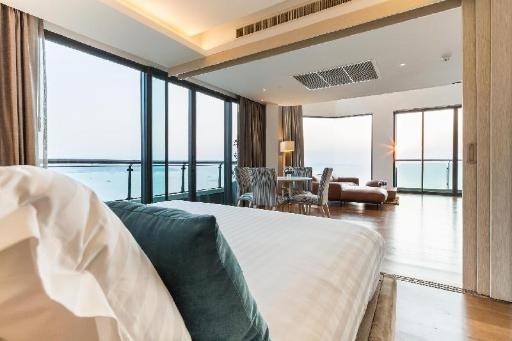 Cape Dara ResortroomsTop Star Duplex Suite With Club Benefits With Sea View Bed12