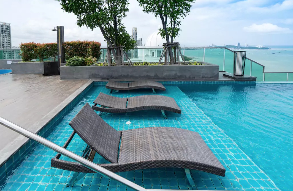 Stunning Sea Views Studio In Luxury Building FacilitiesSwimming Pool Outdoor 2