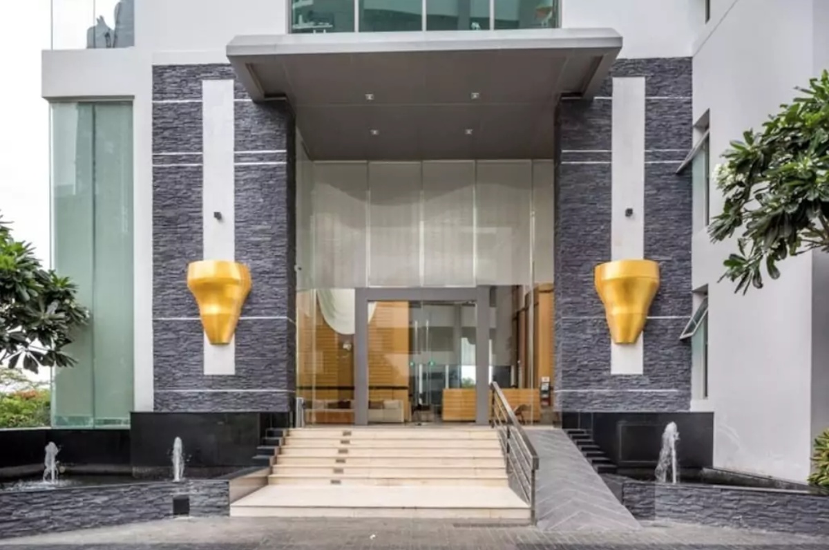 Stunning Sea Views Studio In Luxury Building PropertyviewsExterior View 4