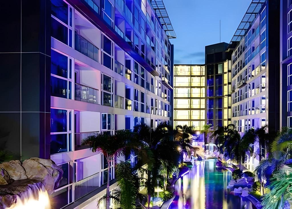 Central Location Fantastic StudiopropertyviewsExterior View1