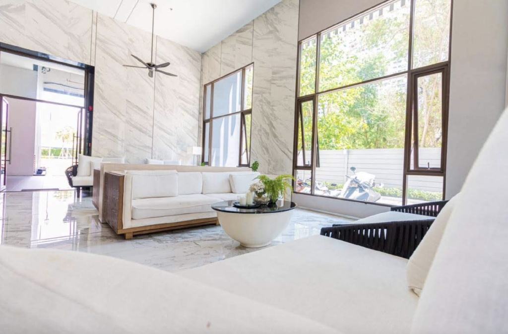 AERAS Luxury Studio CondopropertyviewsInterior View4