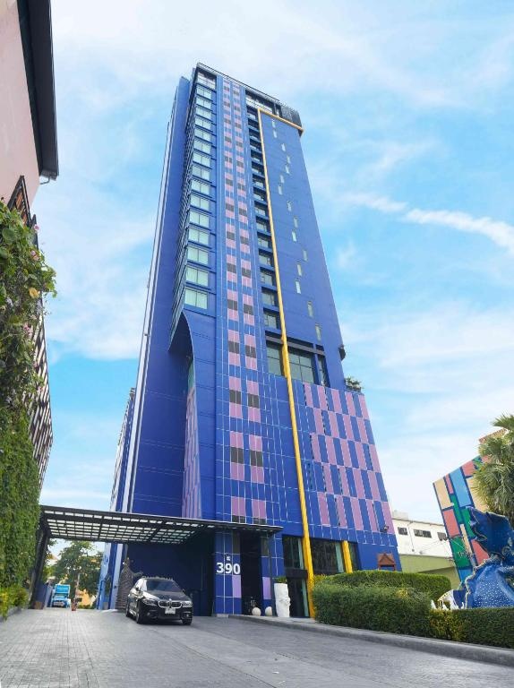 Siam Siam Design Hotel PattayapropertyviewsEntrance21