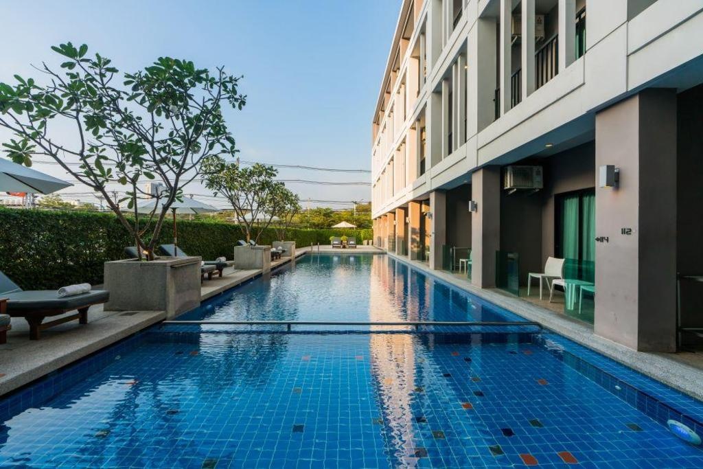 Hotel J ResidencefacilitiesSwimming Pool6