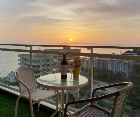 Veranda Residence Pattaya By ARfacilitiesBalconyterrace2