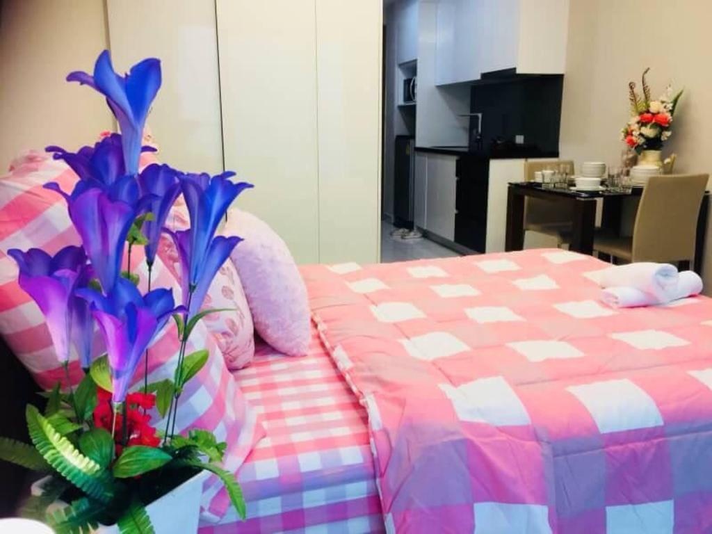 Water Park CondominiumpropertyviewsInterior View8