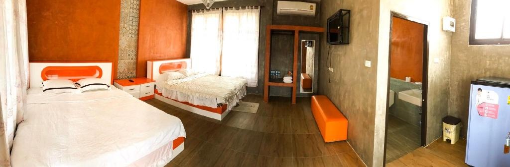 BaanSuantip Resort SattahiproomsFamily Deluxe Suite13
