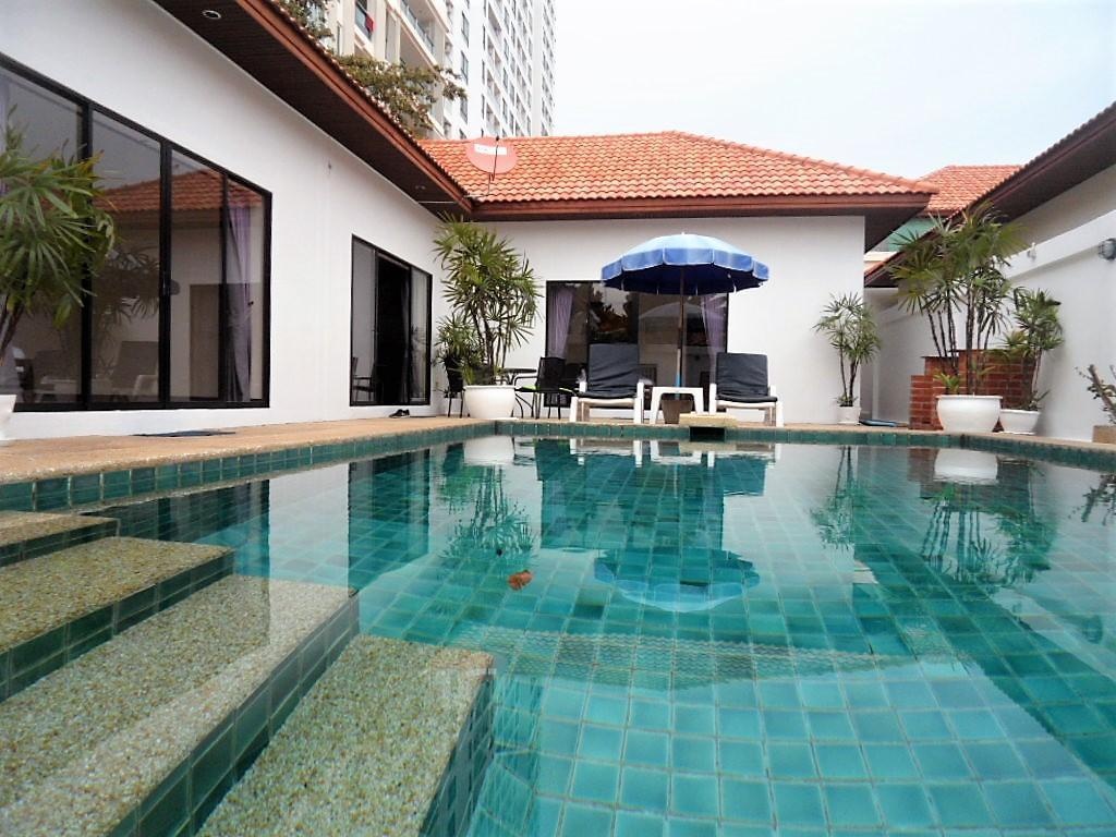 2BR Majestic Residence Villafacilitiesfacilities Image 22
