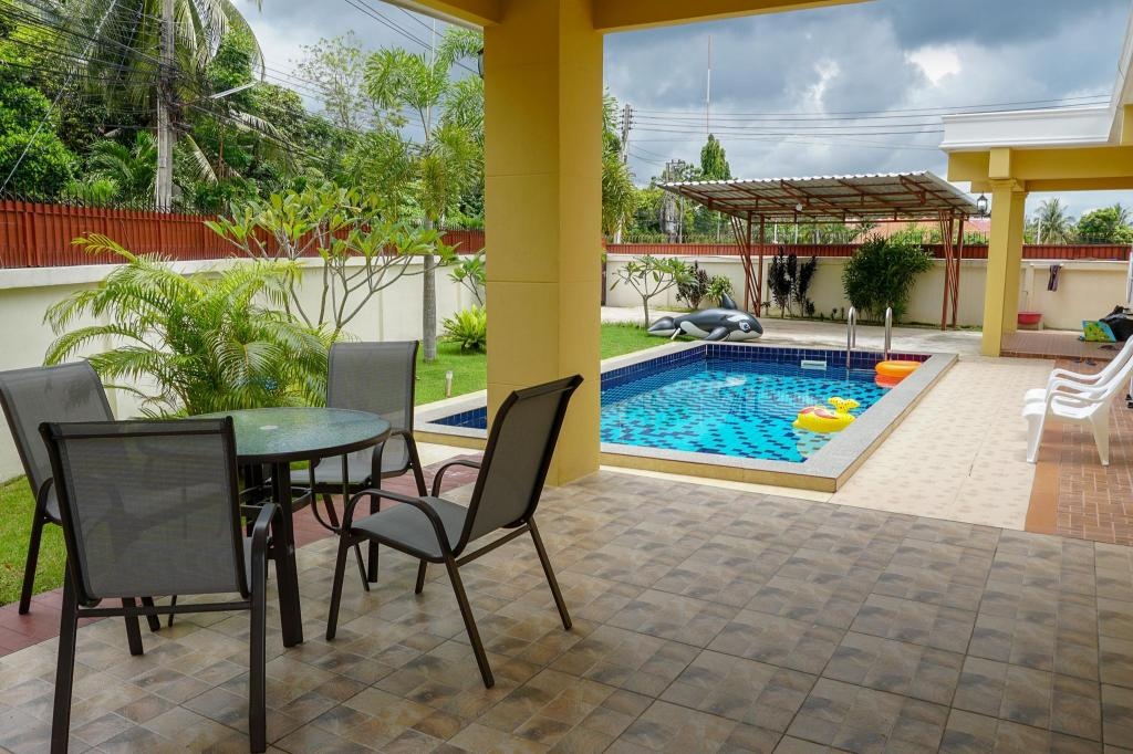 Ozone Pool Villa PattayafacilitiesPrivate Pool4