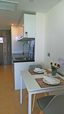 Centara Avenue Residence And Suites PattayafacilitiesKitchen8