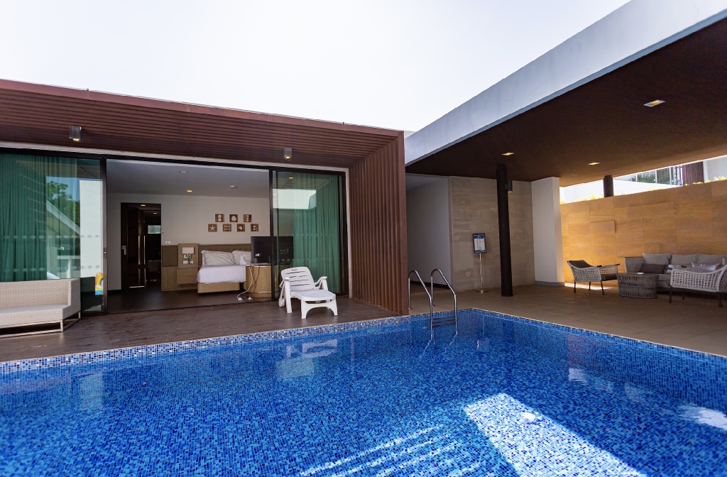 Movenpick Luxury Pool Villa In Pattaya Beach NewfacilitiesSwimming Pool Outdoor9