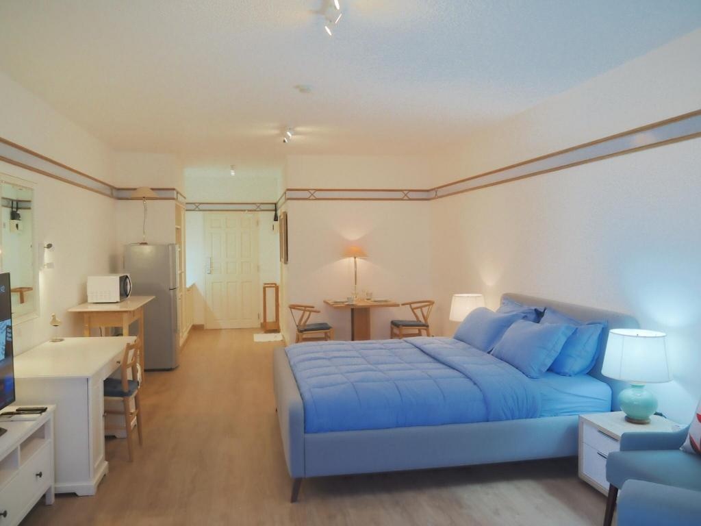 Beach Front Studio Overlooking Pattaya BayfacilitiesBedroom5