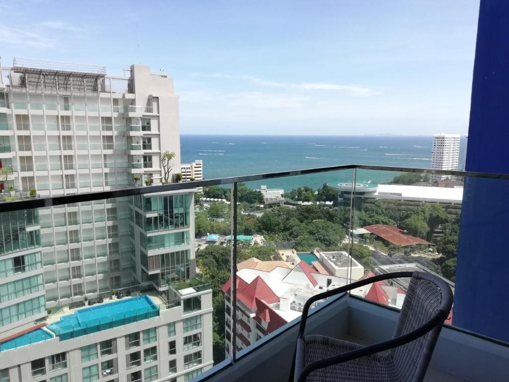 Luxurious 1 BR The Cliff Condo SeaViewfacilitiesfacilities Image 11