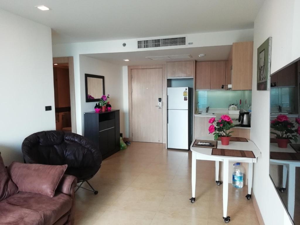 Luxurious 1 BR The Cliff Condo SeaViewroomsrooms Image 33