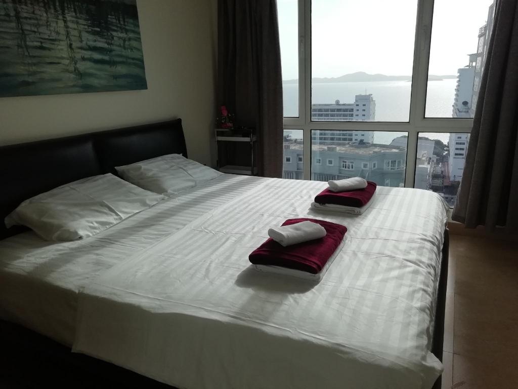 Luxurious 1 BR The Cliff Condo SeaViewroomsrooms Image 44