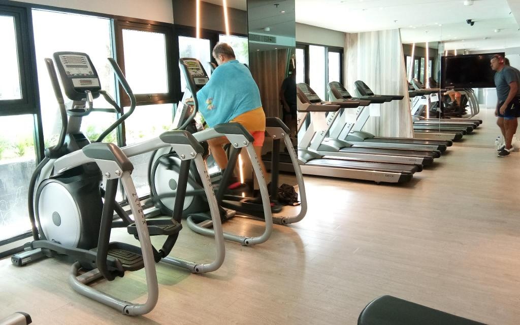 The Base Condominium Pattaya CentralfacilitiesGymfitness31
