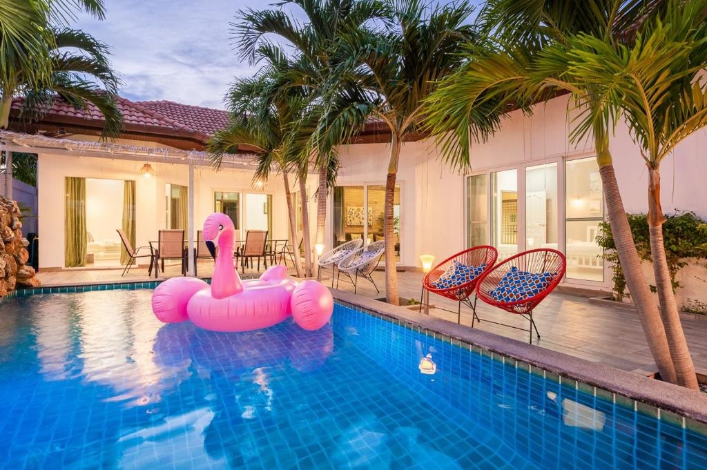 Majestic Residence Pool Villa 4 Bedrooms Private Beachfacilitiesfacilities Image 2222