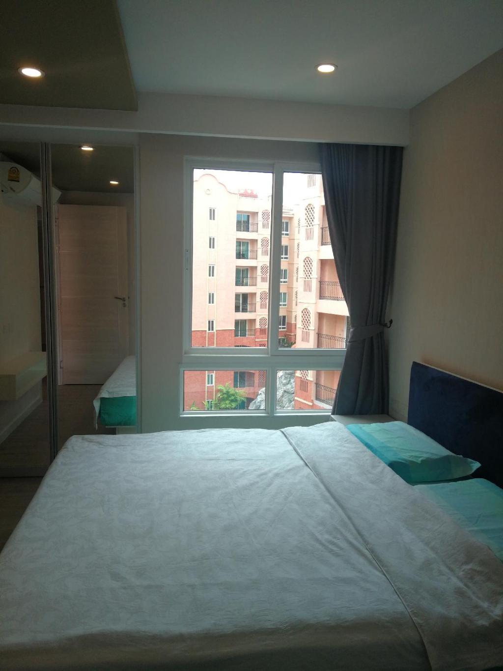 Seven Seas Condo With Huge Swimming Pool 1